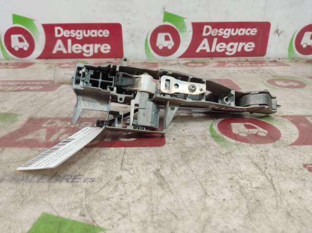Suporte de maçaneta externa da porta de portas direitas 9684559980 PEUGEOT