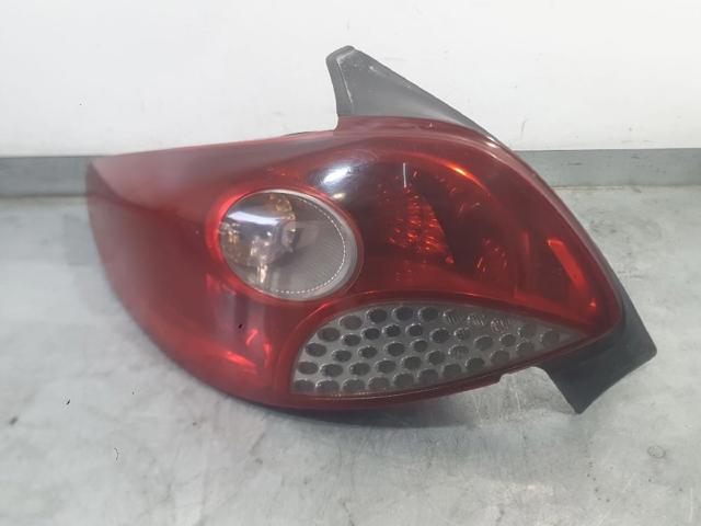 Lanterna traseira esquerda 9685618280 PEUGEOT