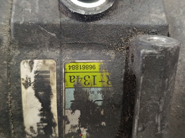 Compressor de aparelho de ar condicionado 96861884 OPEL