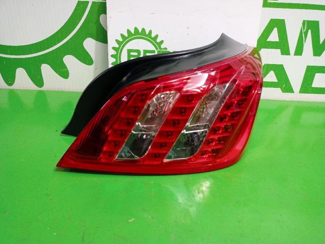 Lanterna traseira direita 9686293680A PEUGEOT