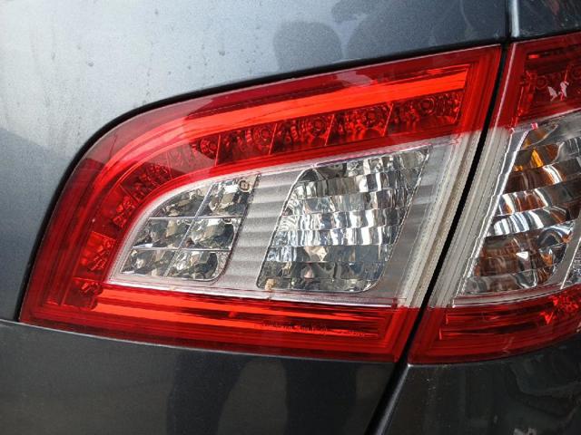 Lanterna traseira direita interna 9686780680 PEUGEOT