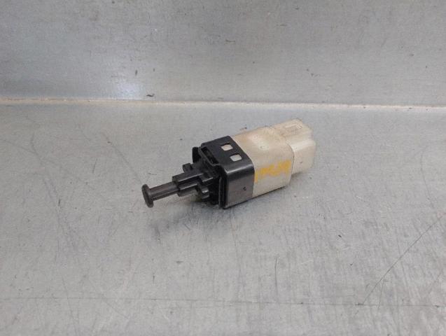 Sensor de ativação do sinal de parada 96874572 GM