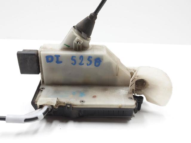 Fecho da porta dianteira esquerda 9688080080 PEUGEOT