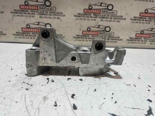Consola de coxim (apoio) direita de motor 9688615780 PEUGEOT