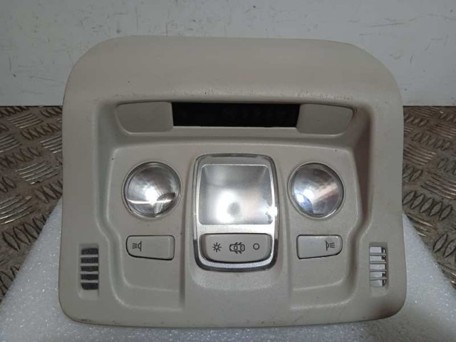 Quebra-luz traseiro de iluminação de salão (de cabina) 96887290BJ PEUGEOT