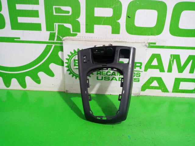 969330001R Renault (RVI)