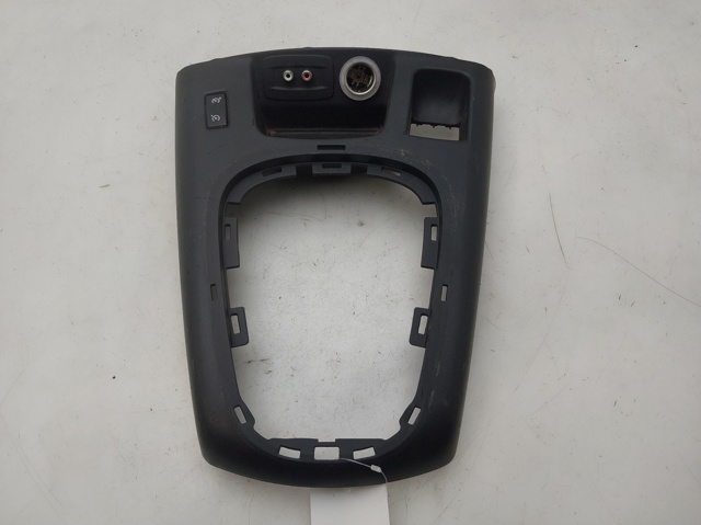 969330001R Renault (RVI)