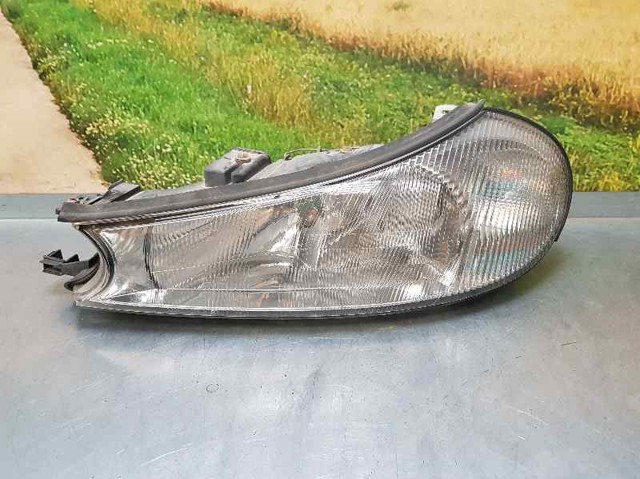 Luz esquerda 96BG13006SAX FORD