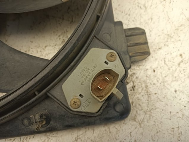 Difusor do radiador de esfriamento, montado com motor e roda de aletas 96FB8C607CL FORD