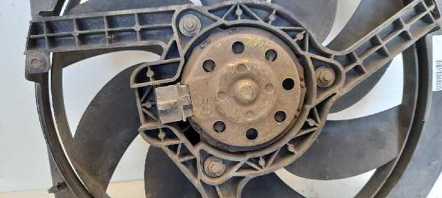 Difusor do radiador de esfriamento, montado com motor e roda de aletas 96FB8C607CL FORD