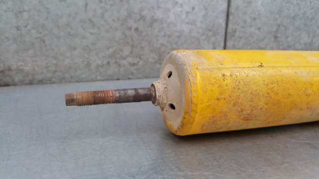 Amortecedor dianteiro 97039320 OPEL