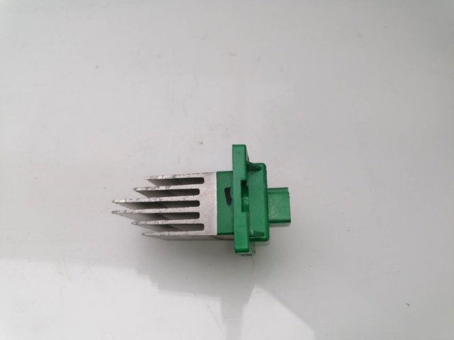 971542Y000 Hyundai/Kia