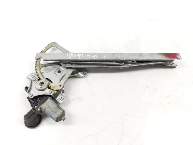 Motor de acionamento de vidro da porta dianteira direita 973582100 TOYOTA
