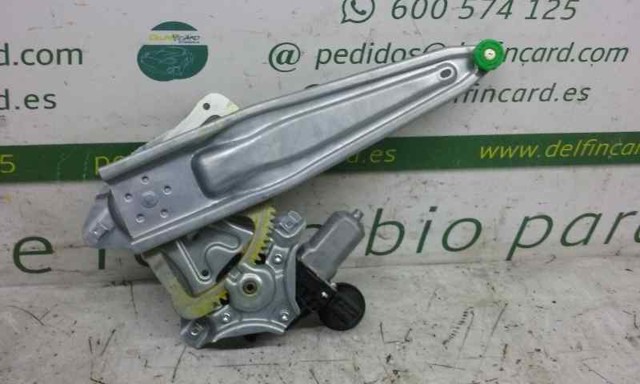 Motor de acionamento de vidro da porta dianteira direita 973582100 TOYOTA