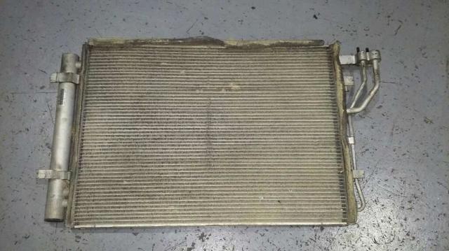 Radiador de aparelho de ar condicionado 976061P000 HYUNDAI