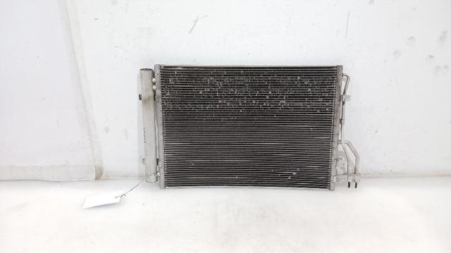 976061P000 Hyundai/Kia