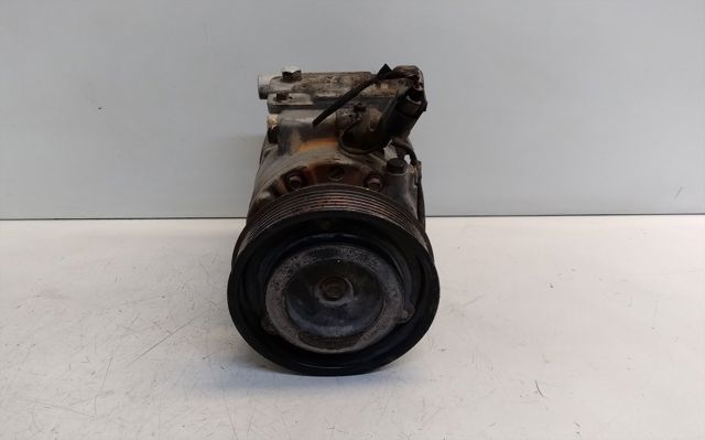 977011D400 Hyundai/Kia