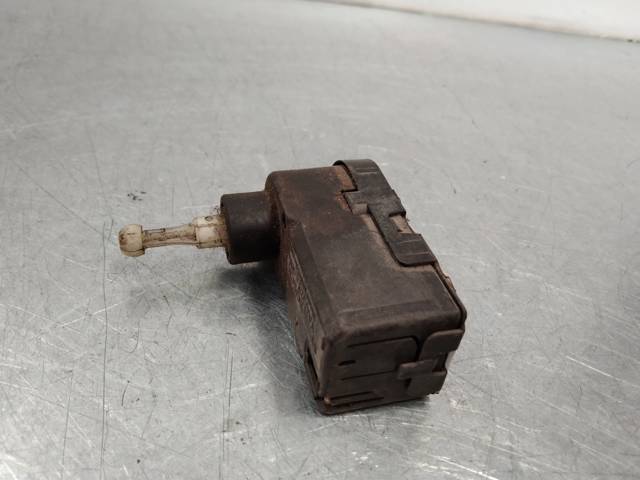 Corretor da luz Ford Mondeo II BFP ao melhor preço