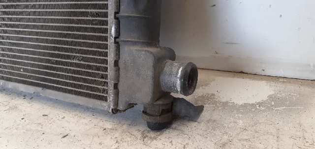 Radiador de esfriamento de motor 97FB8005AB FORD