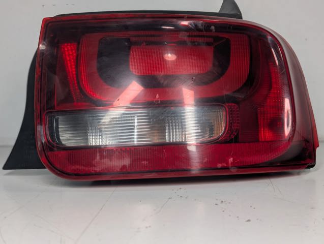 Lanterna traseira direita 9800916080 PEUGEOT