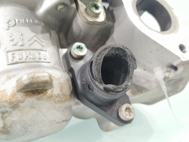 Radiador do sistema EGR de recirculação dos gases de escape 9802194080 FORD