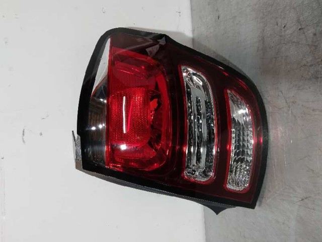 Lanterna traseira direita externa 9803928480 PEUGEOT