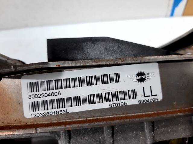 9804695 BMW