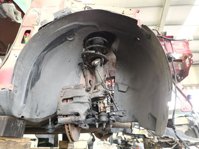 Guarda-barras direito do pára-lama dianteiro Citroen C4