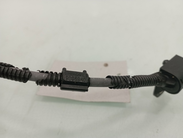 9805940 VAG