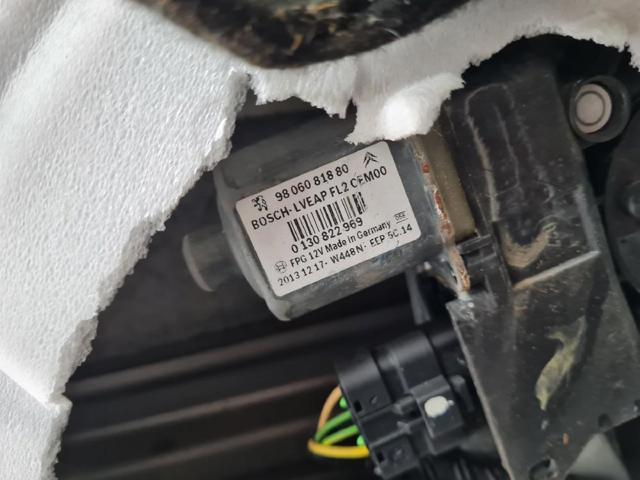 9806081880 Peugeot/Citroen