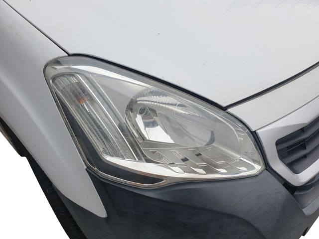 Luz direita 9806306580 PEUGEOT