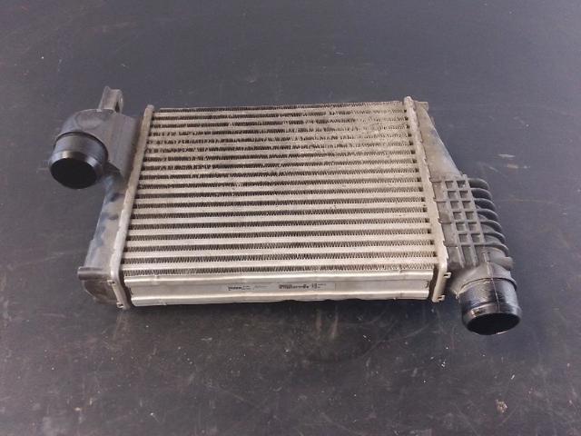 Radiador de intercooler 9806562180 FIAT