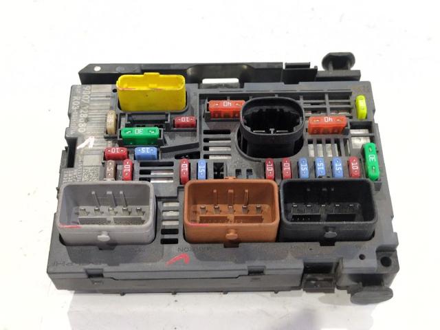 Unidade de dispositivos de segurança 9807028680 PEUGEOT
