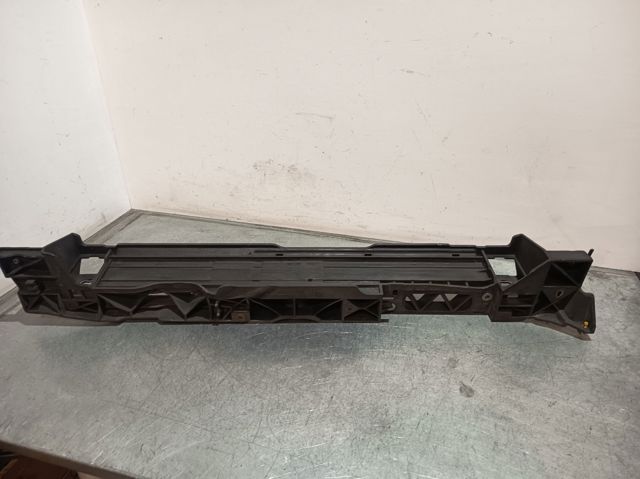Suporte superior do radiador (painel de montagem de fixação das luzes) 9807148180 PEUGEOT