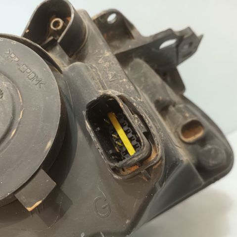 Luz esquerda 9807241280 PEUGEOT