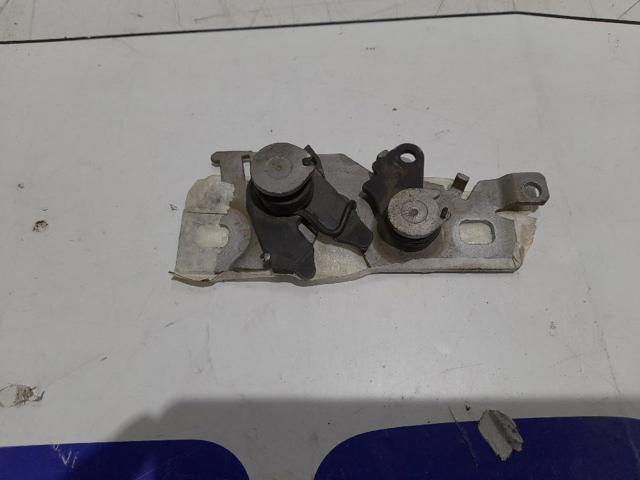 Fecho da capota 9808405680 TOYOTA