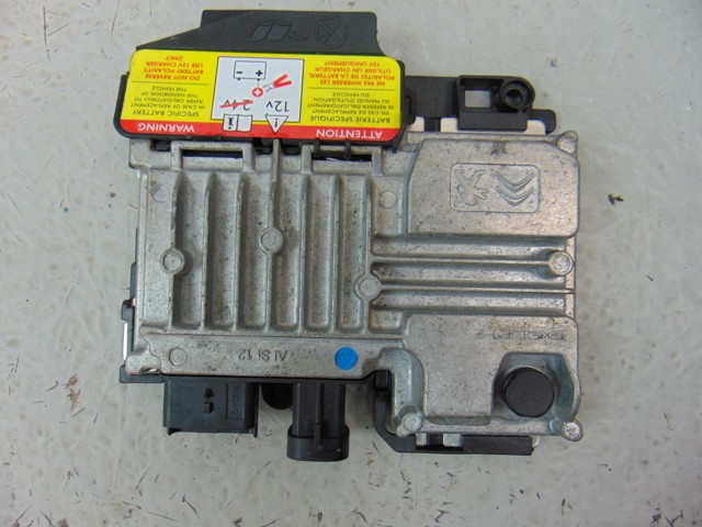 Estabilizador de tensão 9808655680 PEUGEOT
