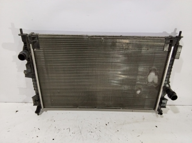 Radiador de esfriamento de motor 9809141780 PEUGEOT