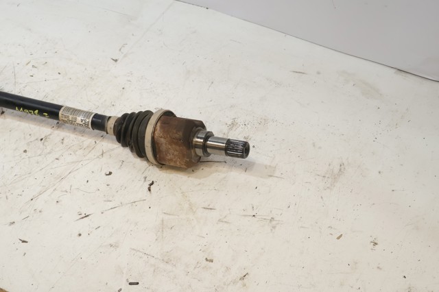Semieixo (acionador) dianteiro esquerdo 9809710080 OPEL