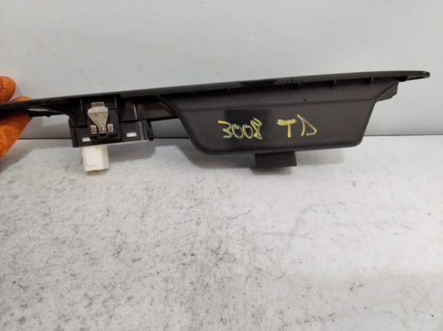 9810514977 Peugeot/Citroen