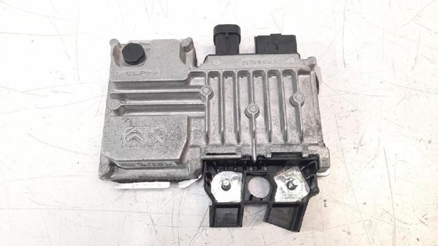 Estabilizador de tensão 9810858280 OPEL