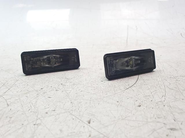 Lanterna da luz de fundo de matrícula traseira 9815226680 OPEL
