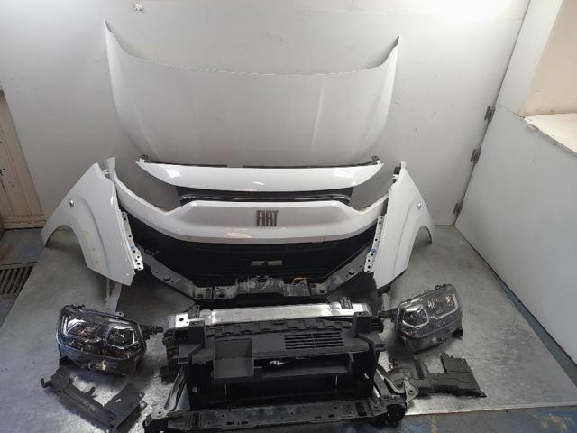Pára-choque dianteiro 9816765680 FIAT