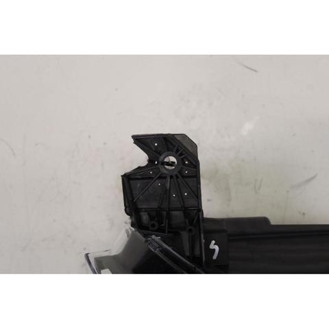 Luz esquerda 9816824880 PEUGEOT
