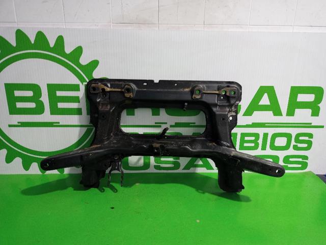 Viga de suspensão dianteira (plataforma veicular) 9817016980 PEUGEOT