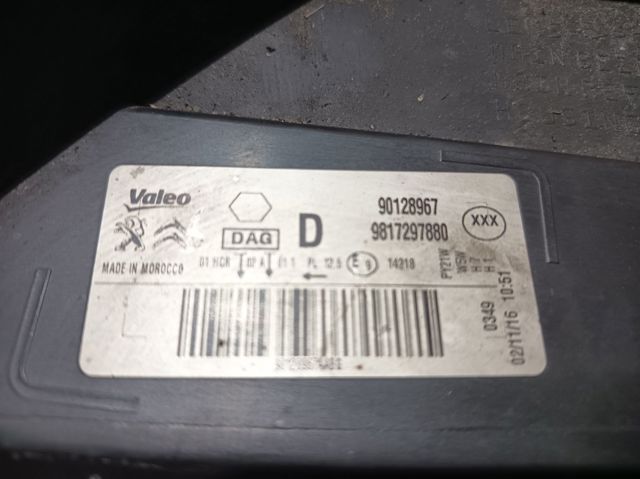 Luz direita 9817297880 PEUGEOT