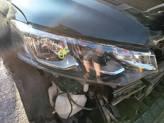 Luz direita 9817297880 PEUGEOT
