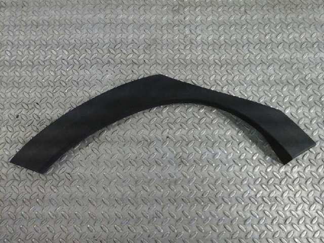 Expansor direito (placa sobreposta) de arco do pára-lama traseiro 98174917XT PEUGEOT