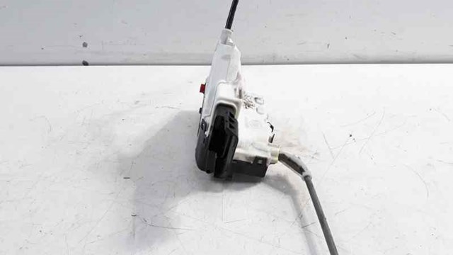 Fecho da porta traseira esquerda 9819026680 PEUGEOT