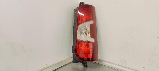 Lanterna traseira direita 9820554880 PEUGEOT